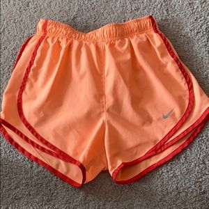 Nike Women’s Dry Tempo Shorts